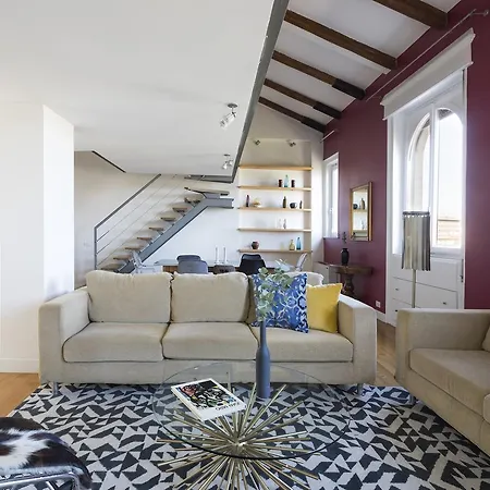 Six-bedroom On Lungotevere Degli Altoviti Apt 19 * רומא