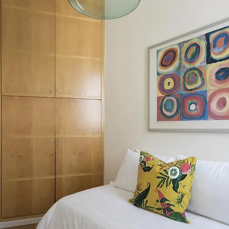 Six-bedroom On Lungotevere Degli Altoviti Apt 19 מלון דירות *