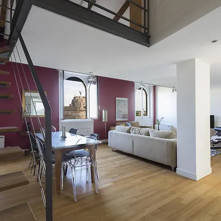 Six-bedroom On Lungotevere Degli Altoviti Apt 19 מלון דירות